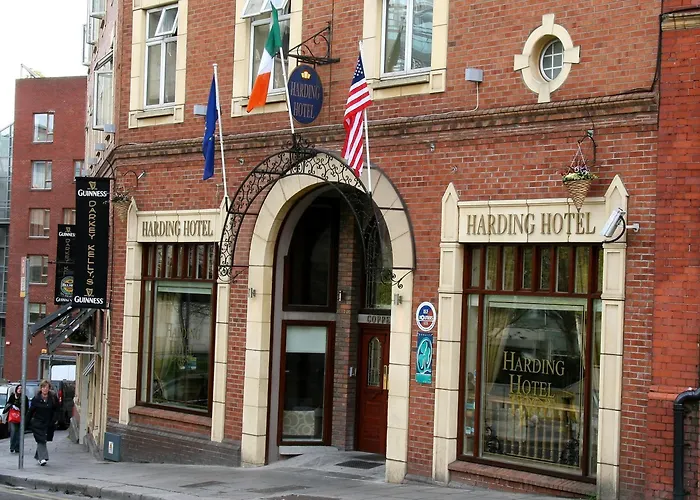 Harding Hotel 3*
